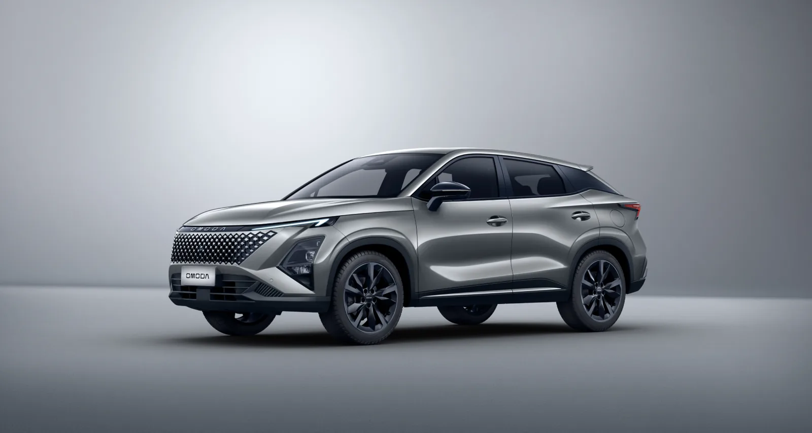 Omoda 5 SHS-H — sprednji pogled