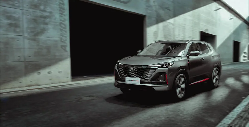 Changan CS55 Plus – CS55 Plus front tunnel