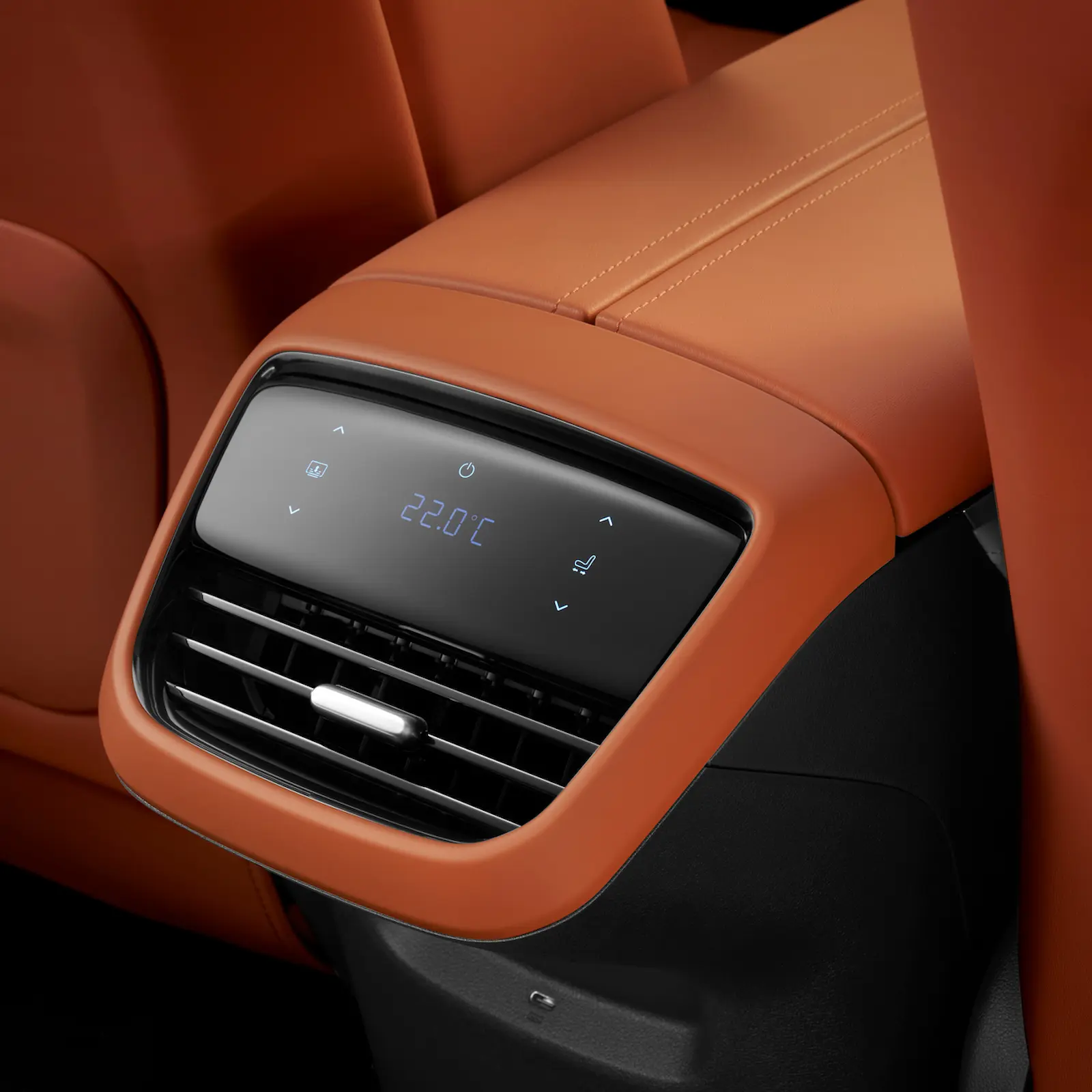 Changan Deepal S07 – Deepal S07 — zadnja klimatska enota s prikazom